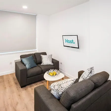 Apartment Zeni Apartments, 6 Bed Apartment In The Vibrant Docklands Dublin