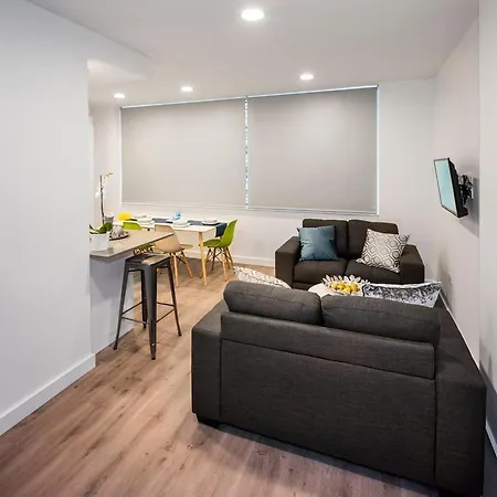 Zeni Apartments, 6 Bed Apartment In The Vibrant Docklands * Dublin